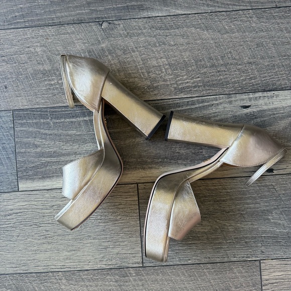 NWT Tory Burch Metallic Spark Gold Platform Heels Retro 70s Disco Style Size 11